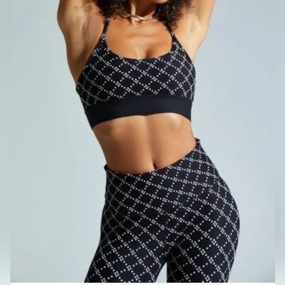 Noli‎ Yoga Monogram Jacquard Sports Set Top/Bottom NWT
